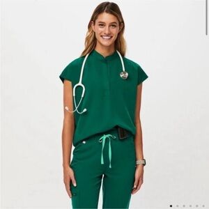 Figs XS Oversized Rafaela Scrub Top